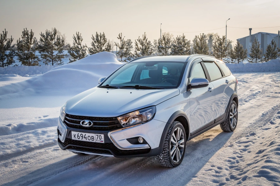 Климат-контроль и доводчики стёкол — доработка Lada  VestaChip